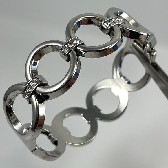 Silver Tone Metal White Glass Rhinestone Circle Clamper Hinged Bangle Bracelet - Picture 2 of 7